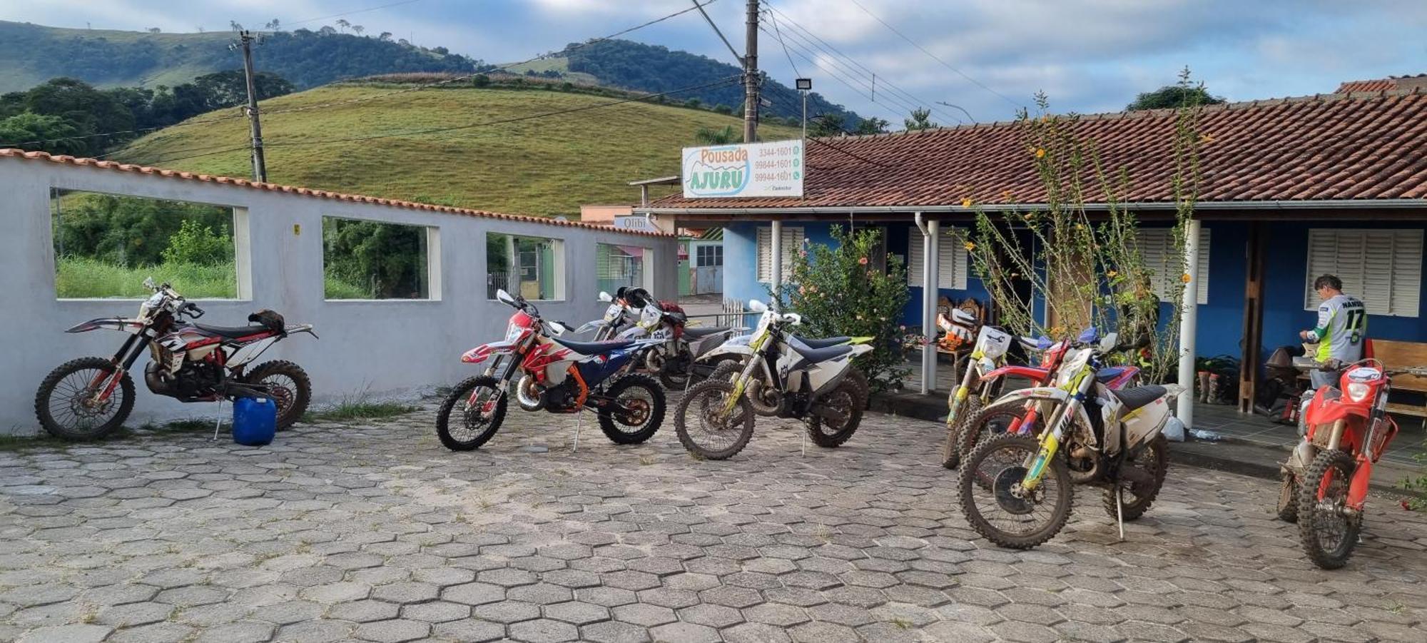 Pousada Ajuru - Aiuruoca-Mg Esterno foto